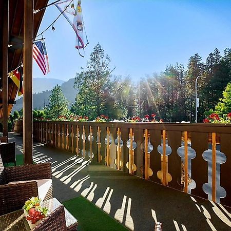 Evergreen Inn レブンワース エクステリア 写真